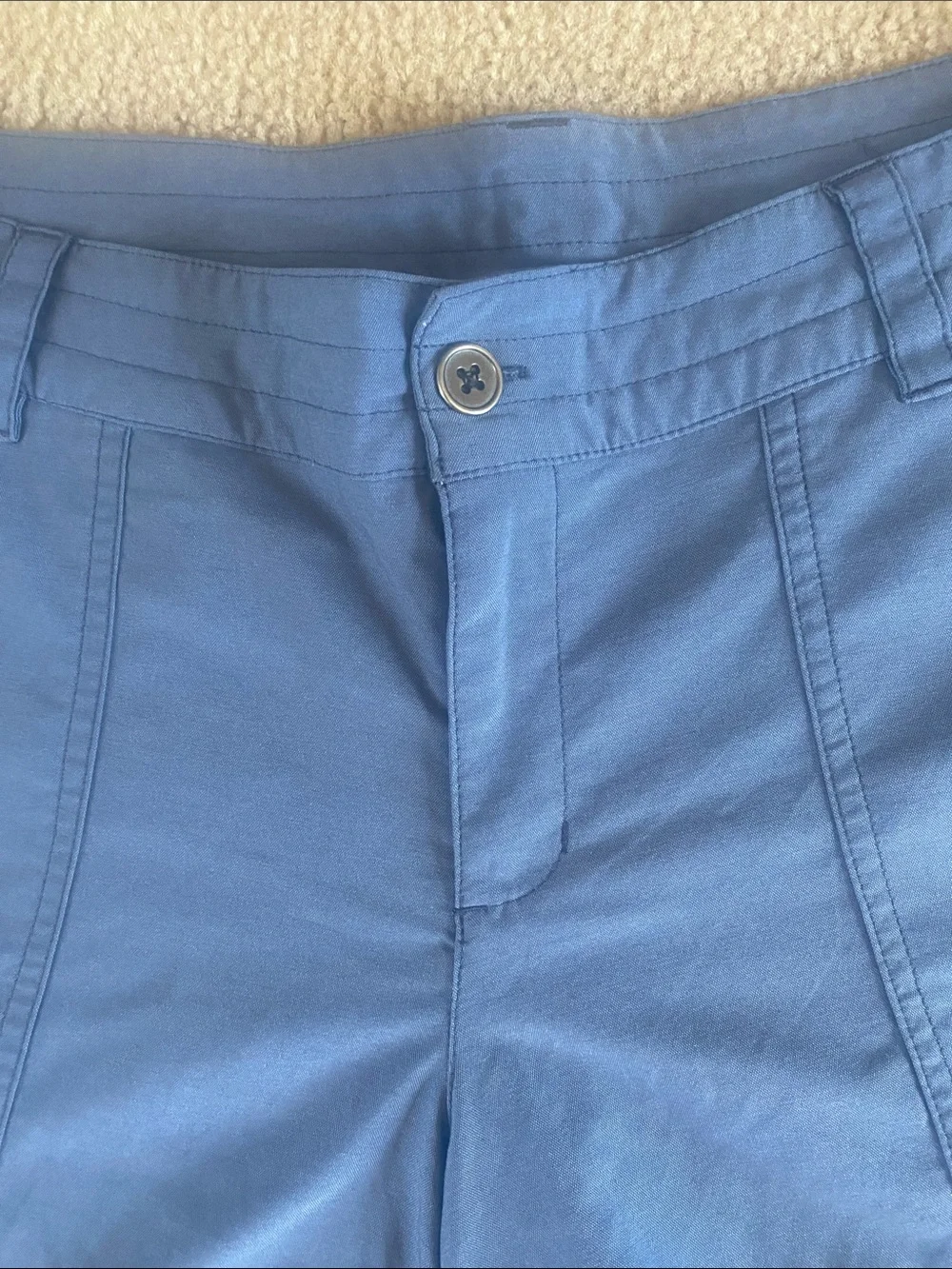 SIZE 14. (WAIST 37”). COLUMBIA MIDRISE SPORT SHORTS